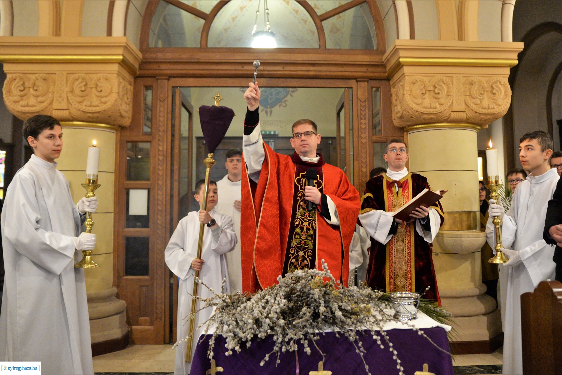 Barkaszentelés a Magyarok Nagyasszonya-társszékesegyházban 2023.