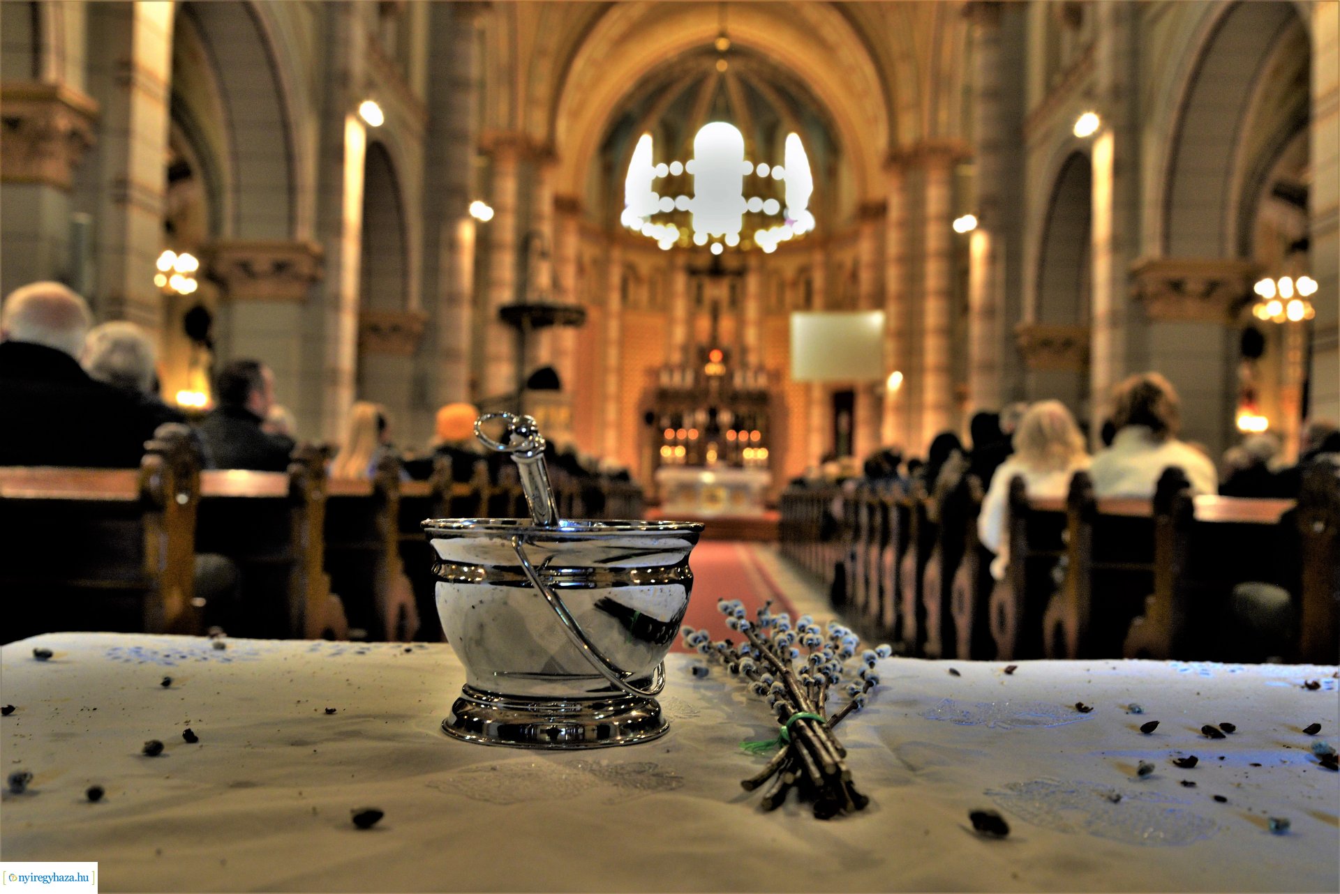 Barkaszentelés virágvasárnapon a Magyarok-Nagyasszonya társszékesegyházban