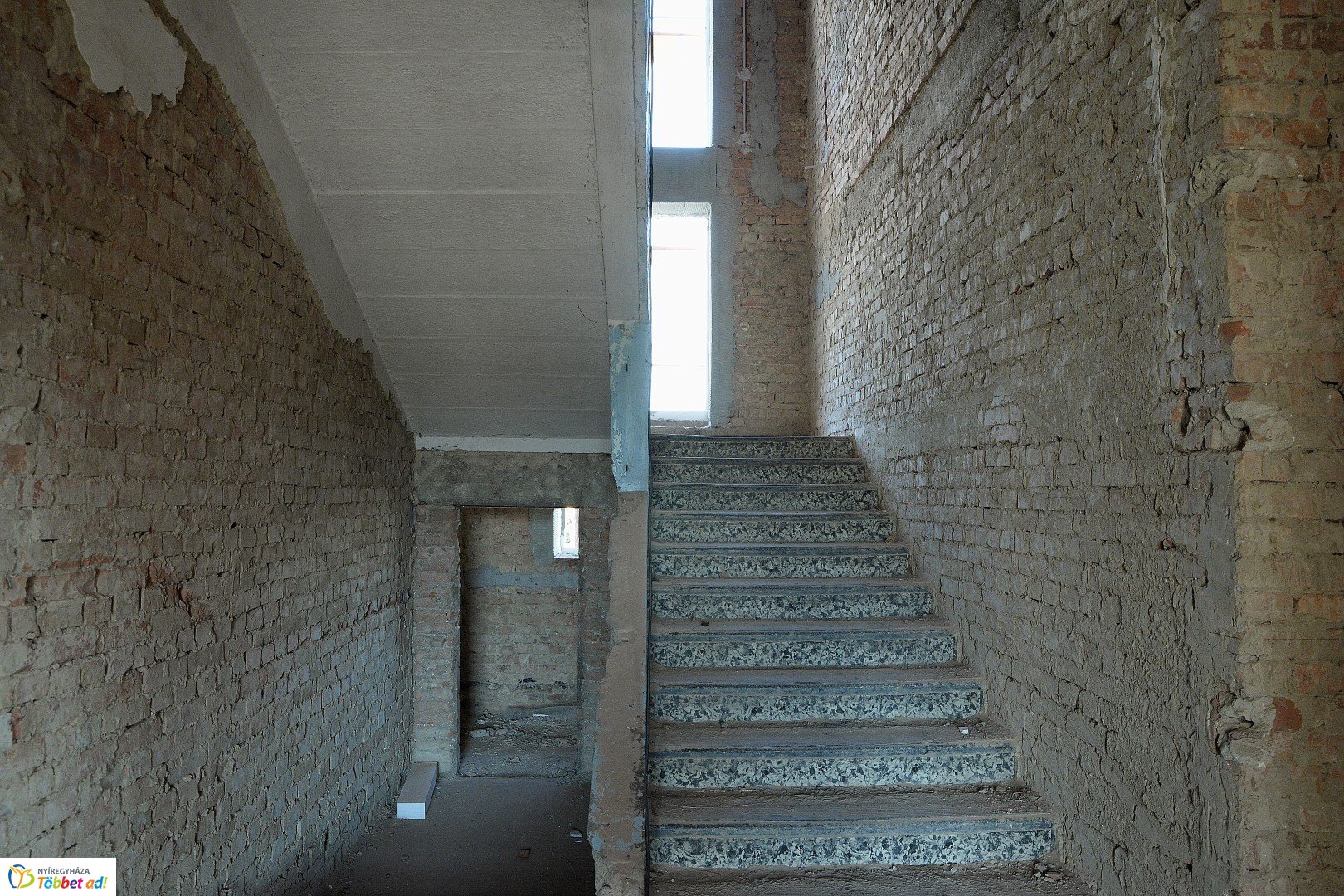 Barnamezős beruházás a Tiszavasvári úton