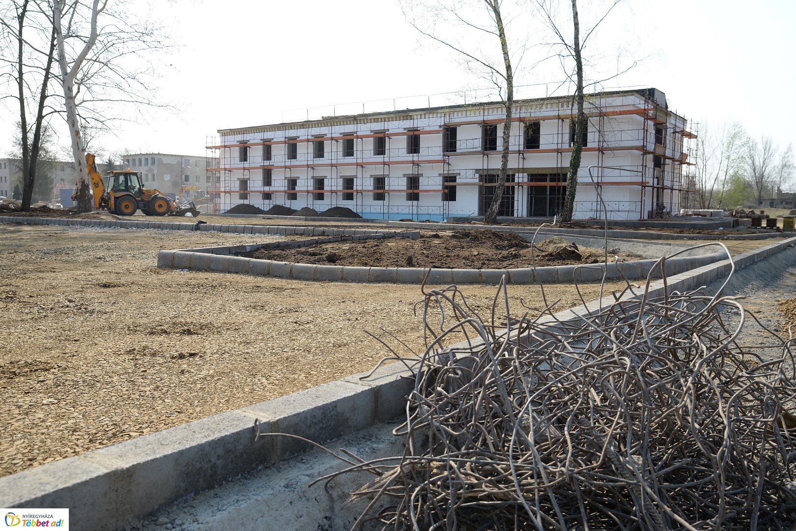 Barnamezős beruházás a Tiszavasvári úton