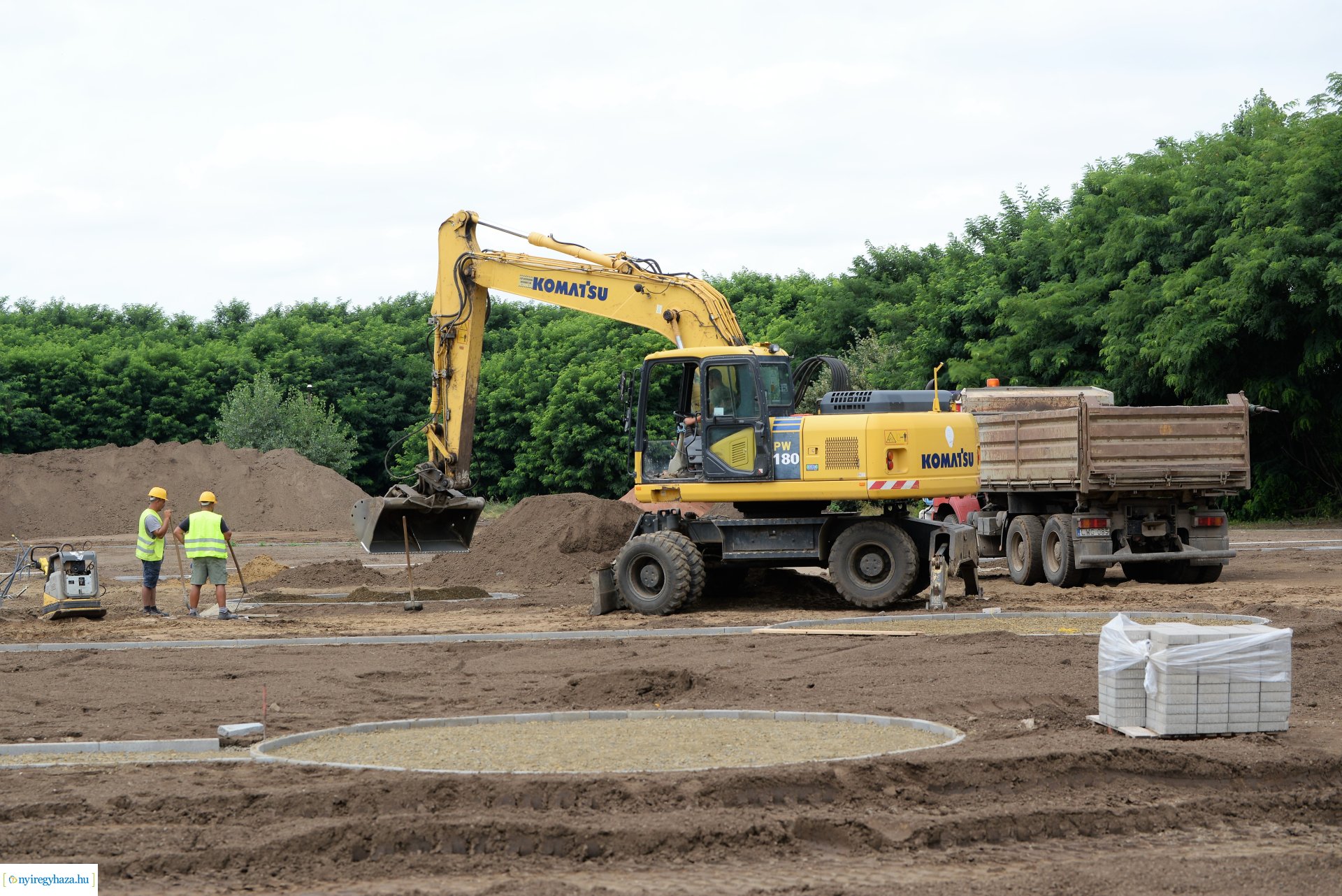 Barnamezős beruházás második ütem - készül a Tagló utcán a szabadidőpark