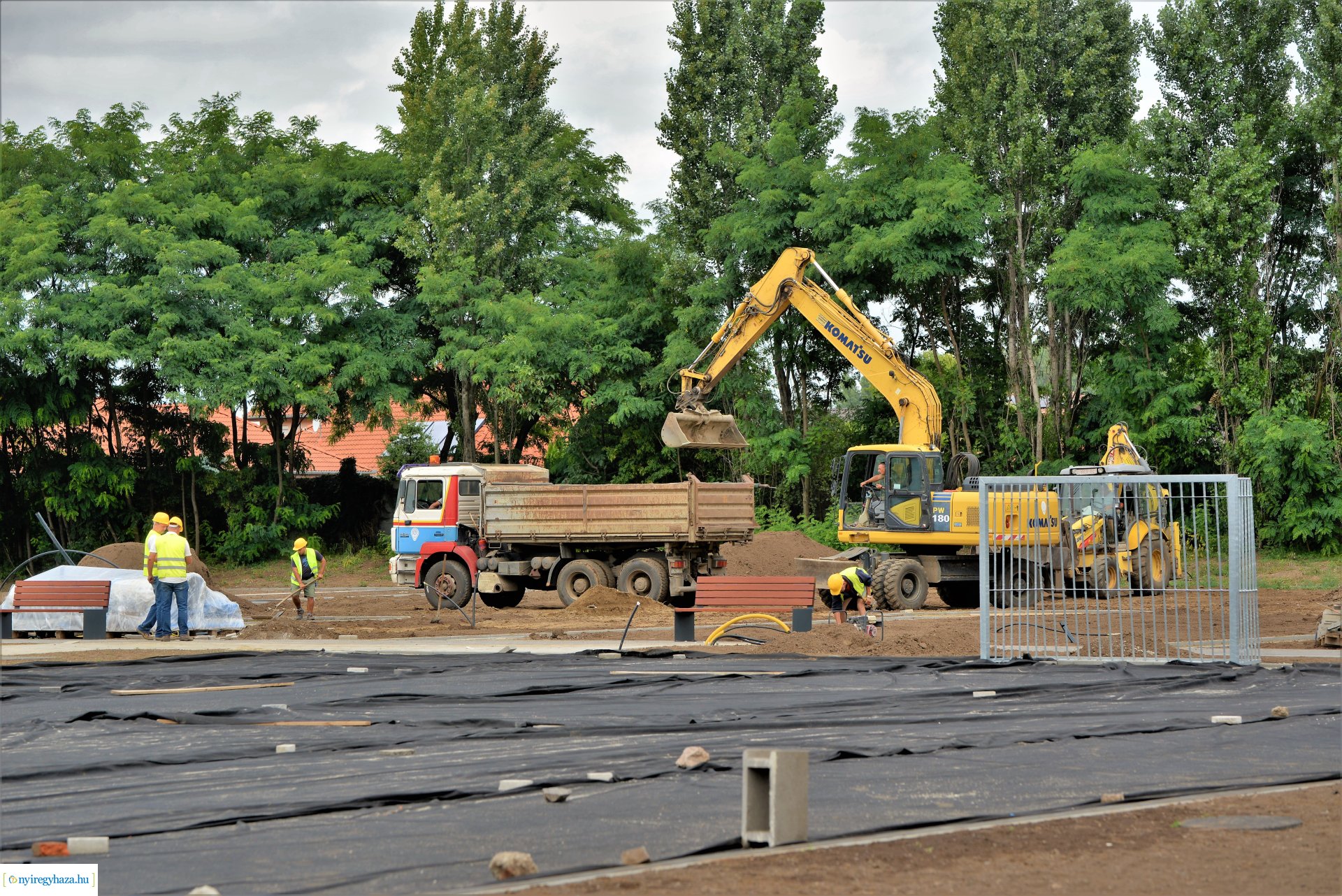 Barnamezős beruházás második ütem - készül a Tagló utcán a szabadidőpark
