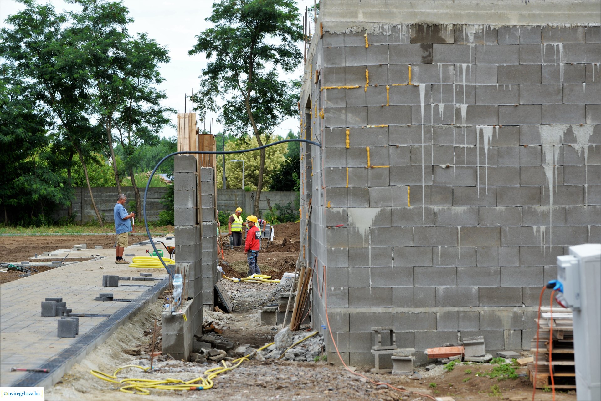 Barnamezős beruházás második ütem - készül a Tagló utcán a szabadidőpark