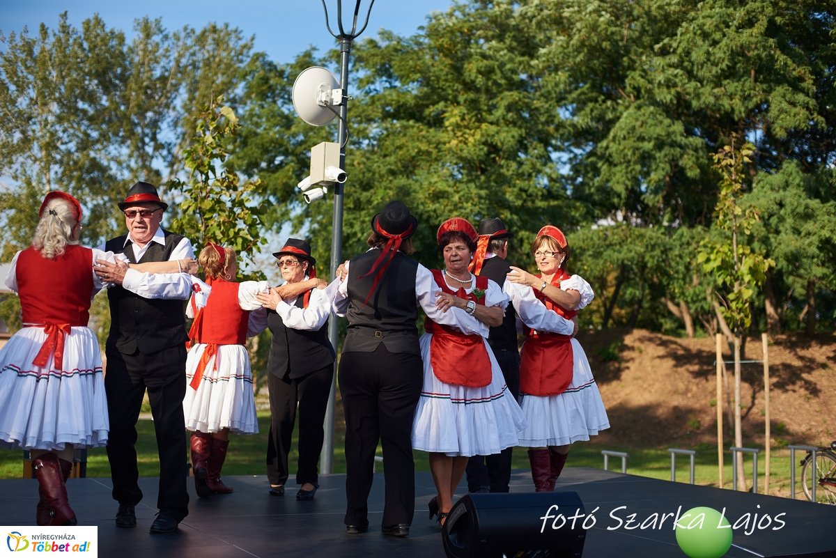 Barnamezős családi nap