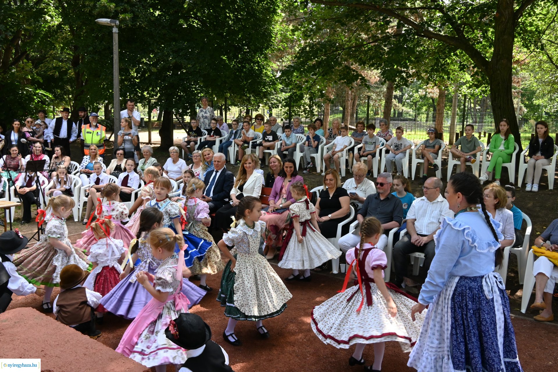 Barzó Mihály emléke előtt tisztelegtek a Robinson-dombon