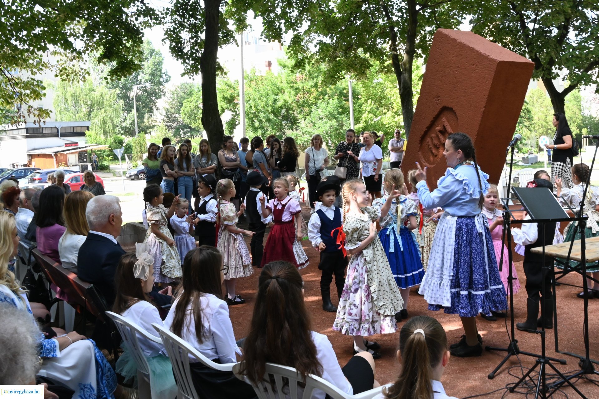 Barzó Mihály emléke előtt tisztelegtek a Robinson-dombon