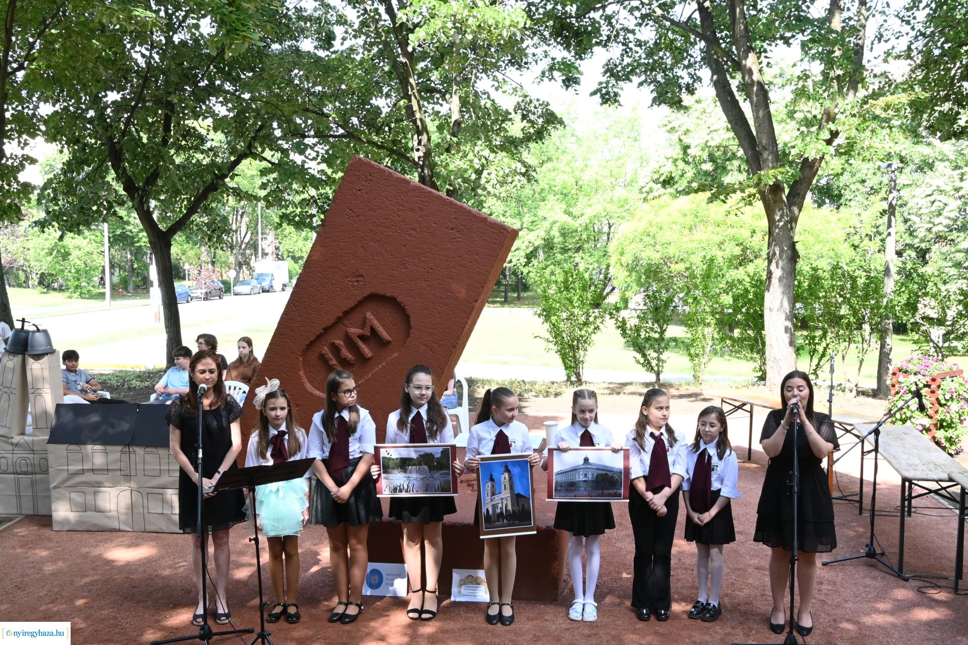 Barzó Mihály emléke előtt tisztelegtek a Robinson-dombon