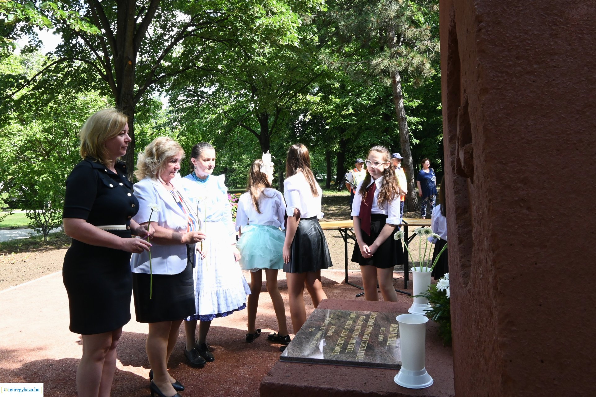 Barzó Mihály emléke előtt tisztelegtek a Robinson-dombon