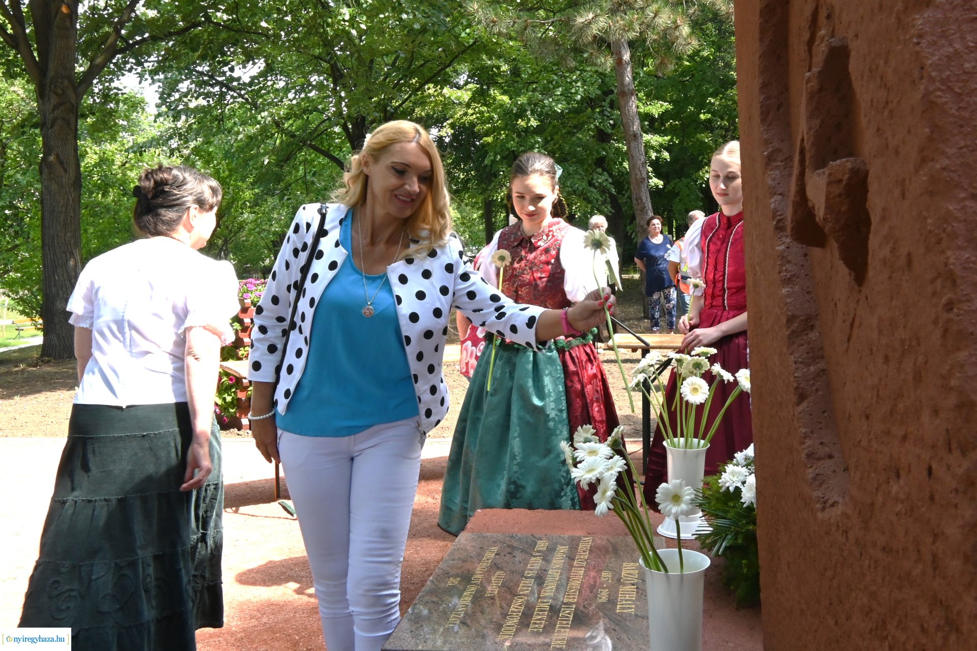 Barzó Mihály emléke előtt tisztelegtek a Robinson-dombon