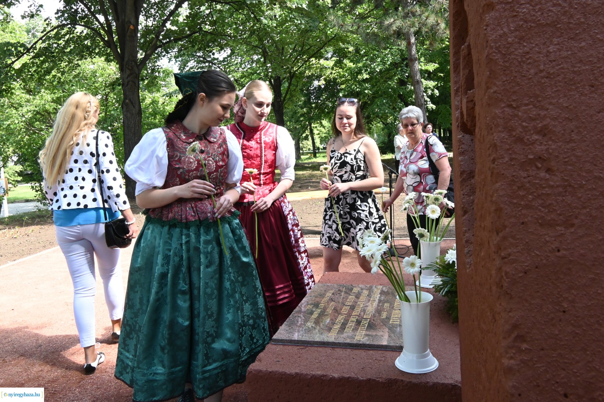 Barzó Mihály emléke előtt tisztelegtek a Robinson-dombon