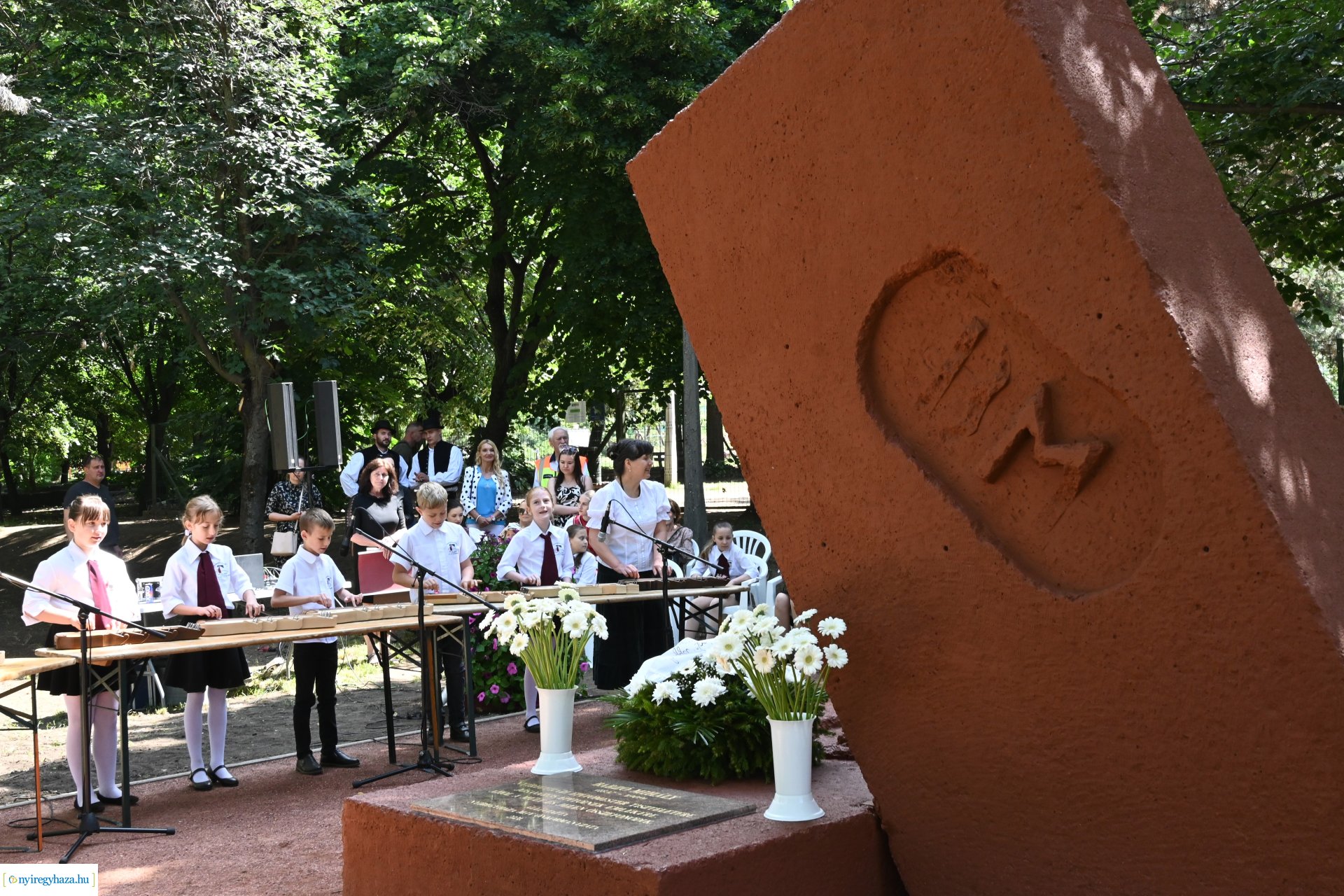 Barzó Mihály emléke előtt tisztelegtek a Robinson-dombon