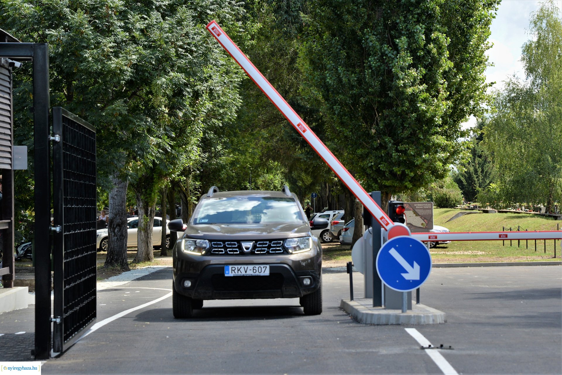 Befejeződött az Északi temető Korányi úti bejáratának felújítása