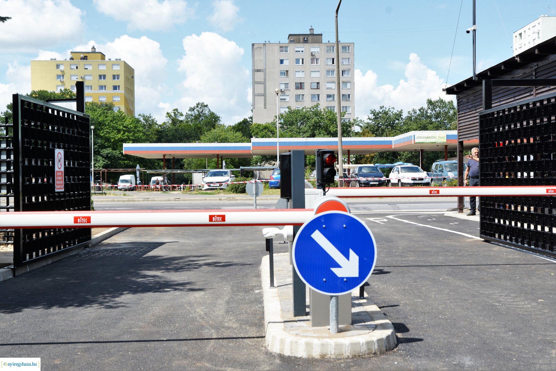 Befejeződött az Északi temető Korányi úti bejáratának felújítása