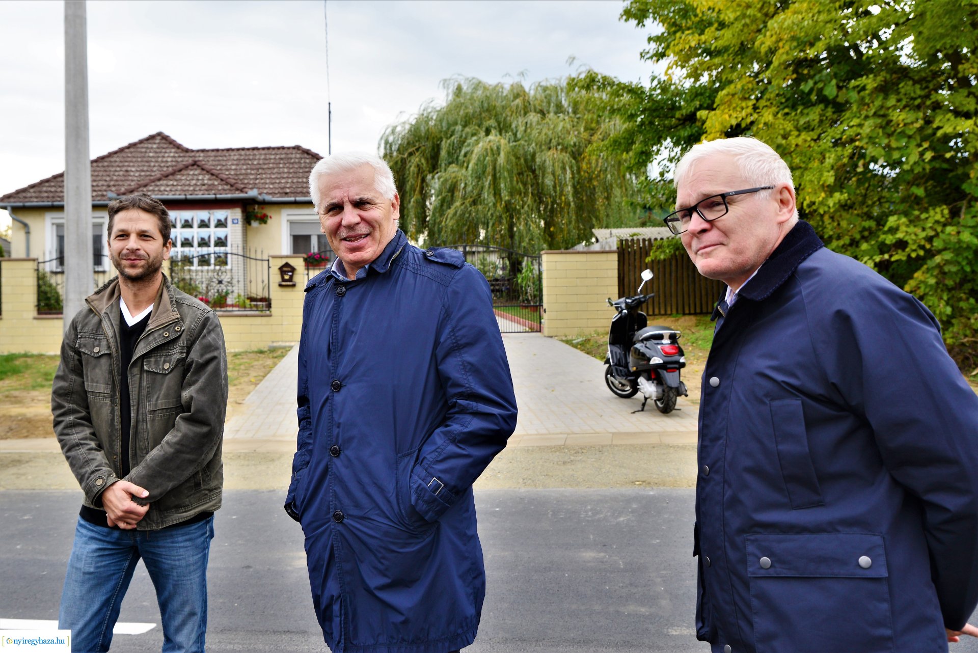 Bejárás a Kacagó utcán