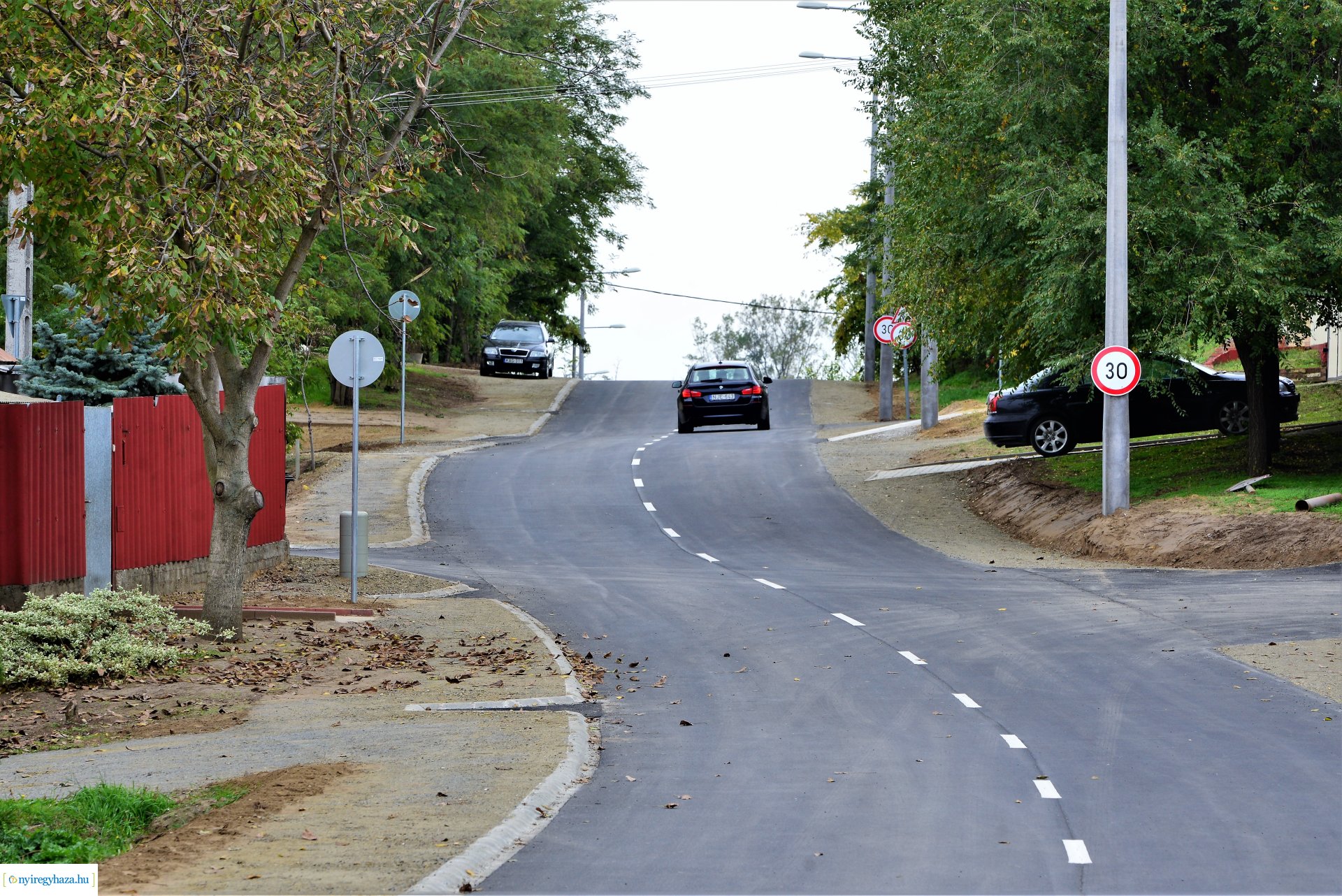 Bejárás a Kacagó utcán