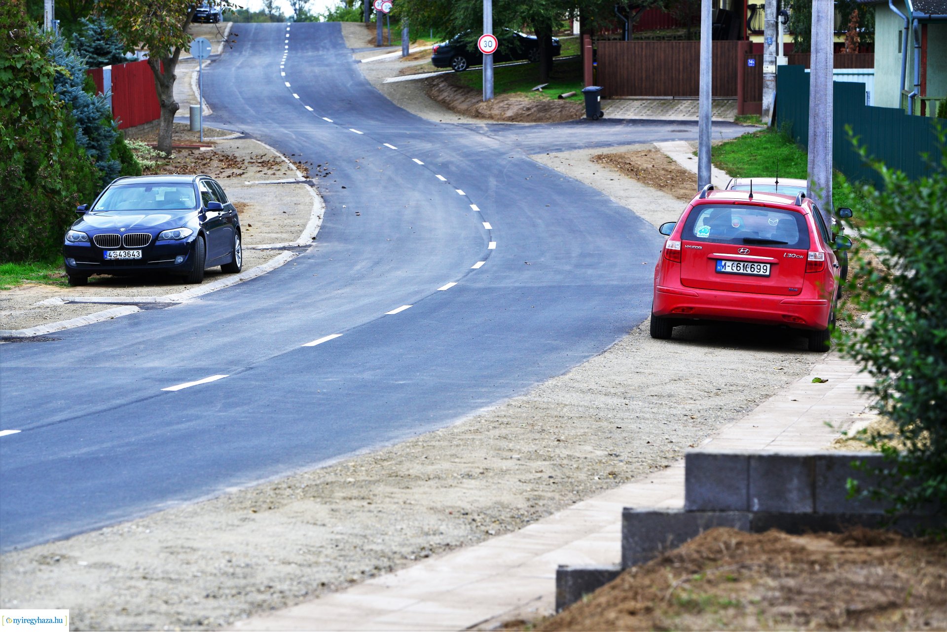 Bejárás a Kacagó utcán