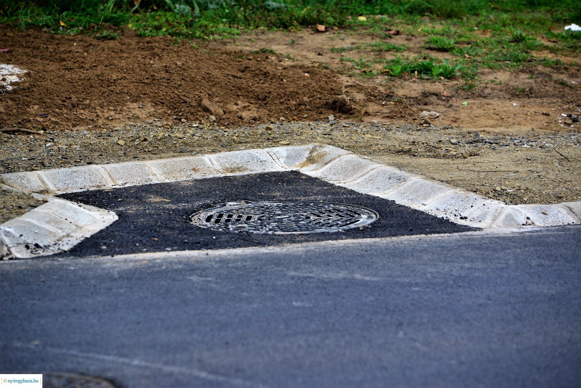 Bejárás a Kacagó utcán