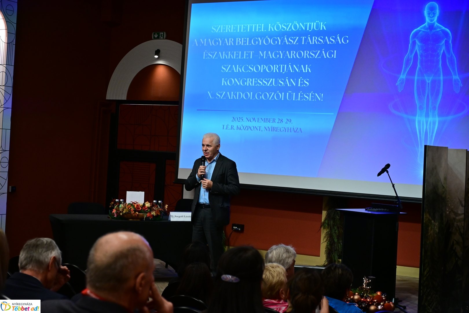 Belgyógyász kongresszus ülése 2025 novemberében