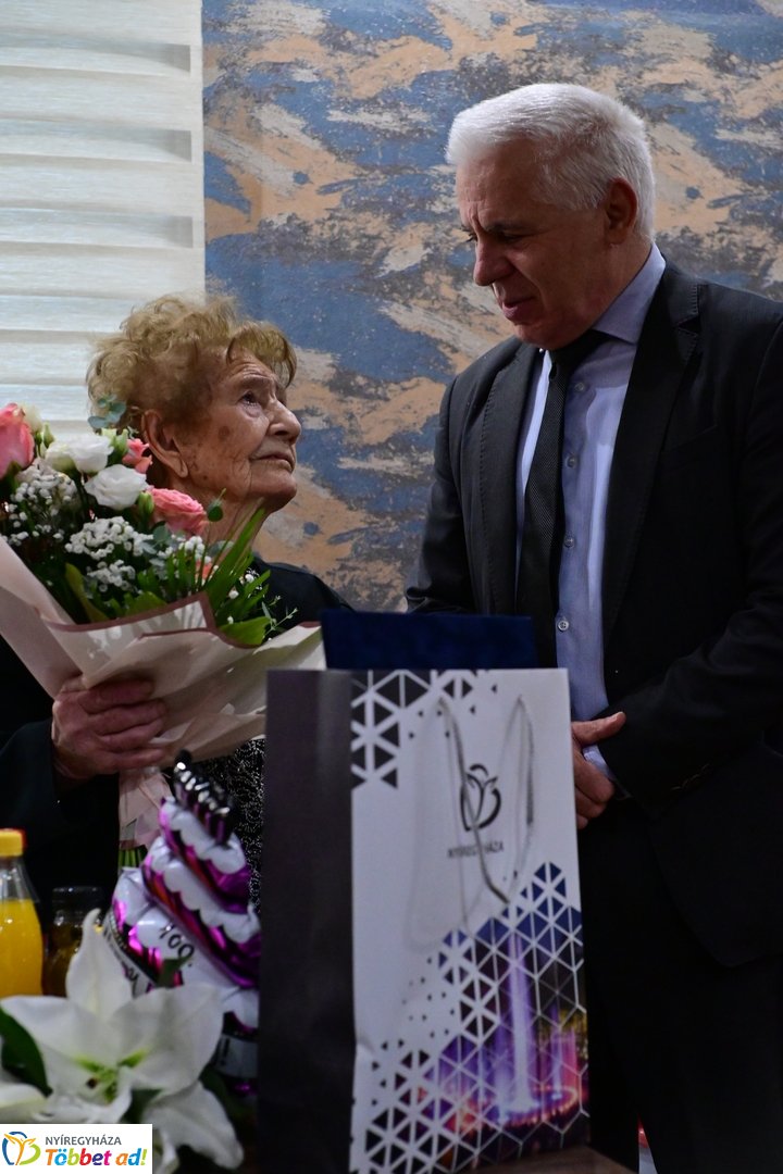 Belme Lászlóné Ilonka néni 100 éves