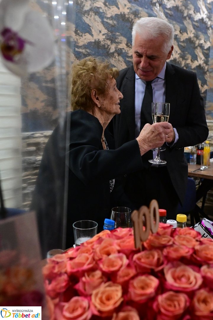 Belme Lászlóné Ilonka néni 100 éves