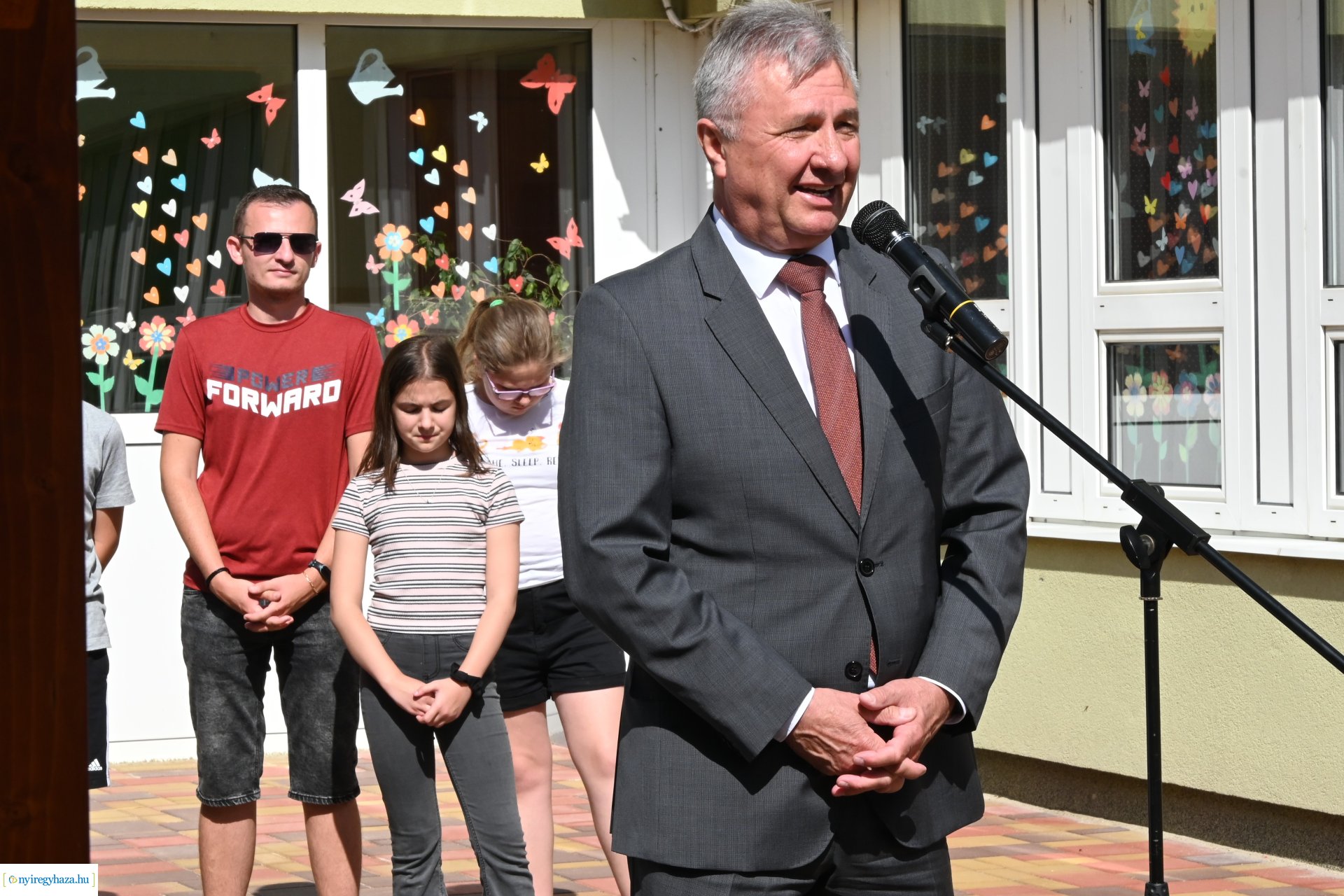 Belső udvar átadás a Kertvárosi Tagintézményben
