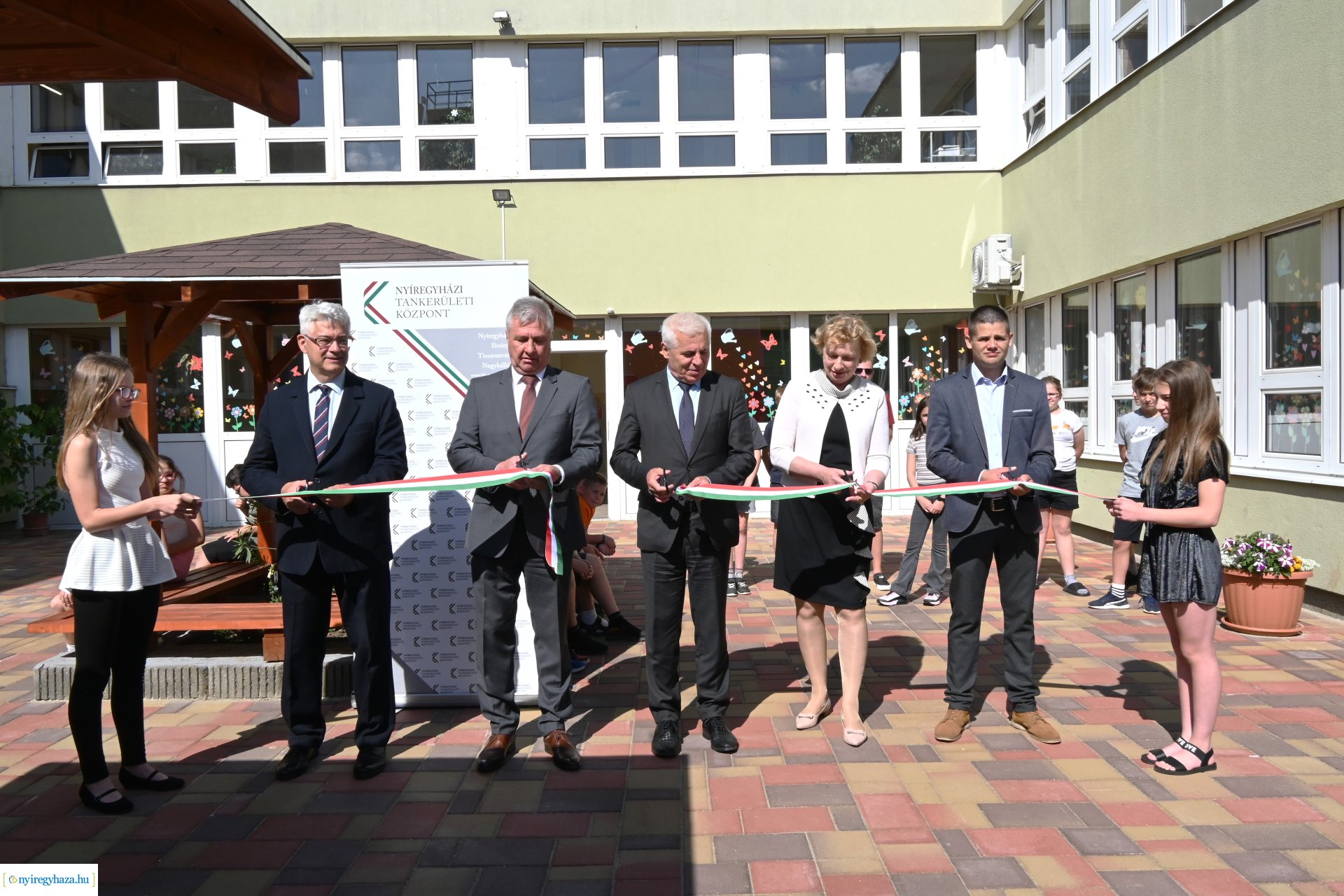 Belső udvar átadás a Kertvárosi Tagintézményben