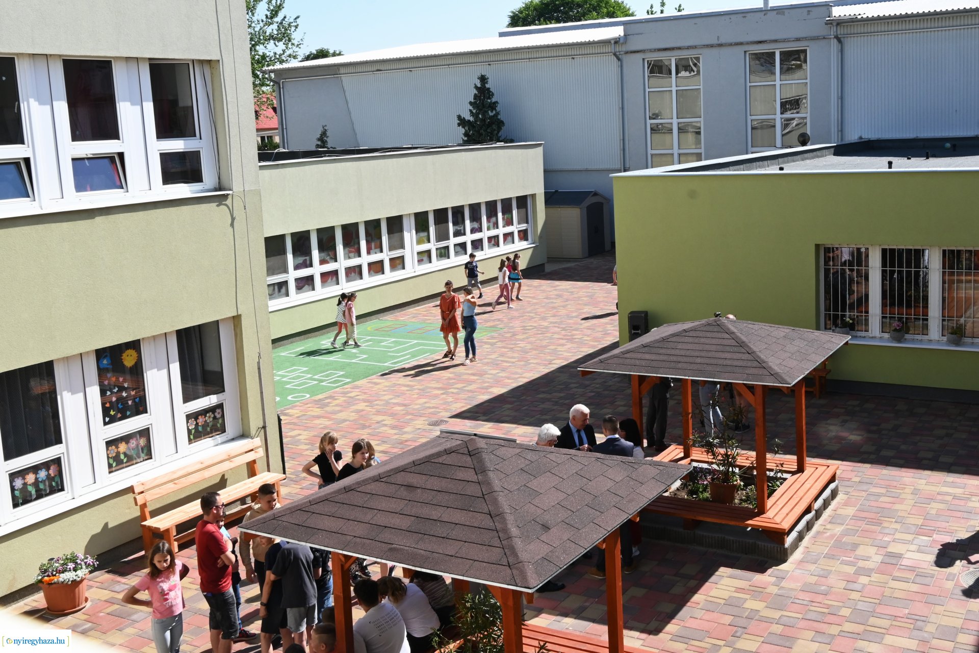 Belső udvar átadás a Kertvárosi Tagintézményben