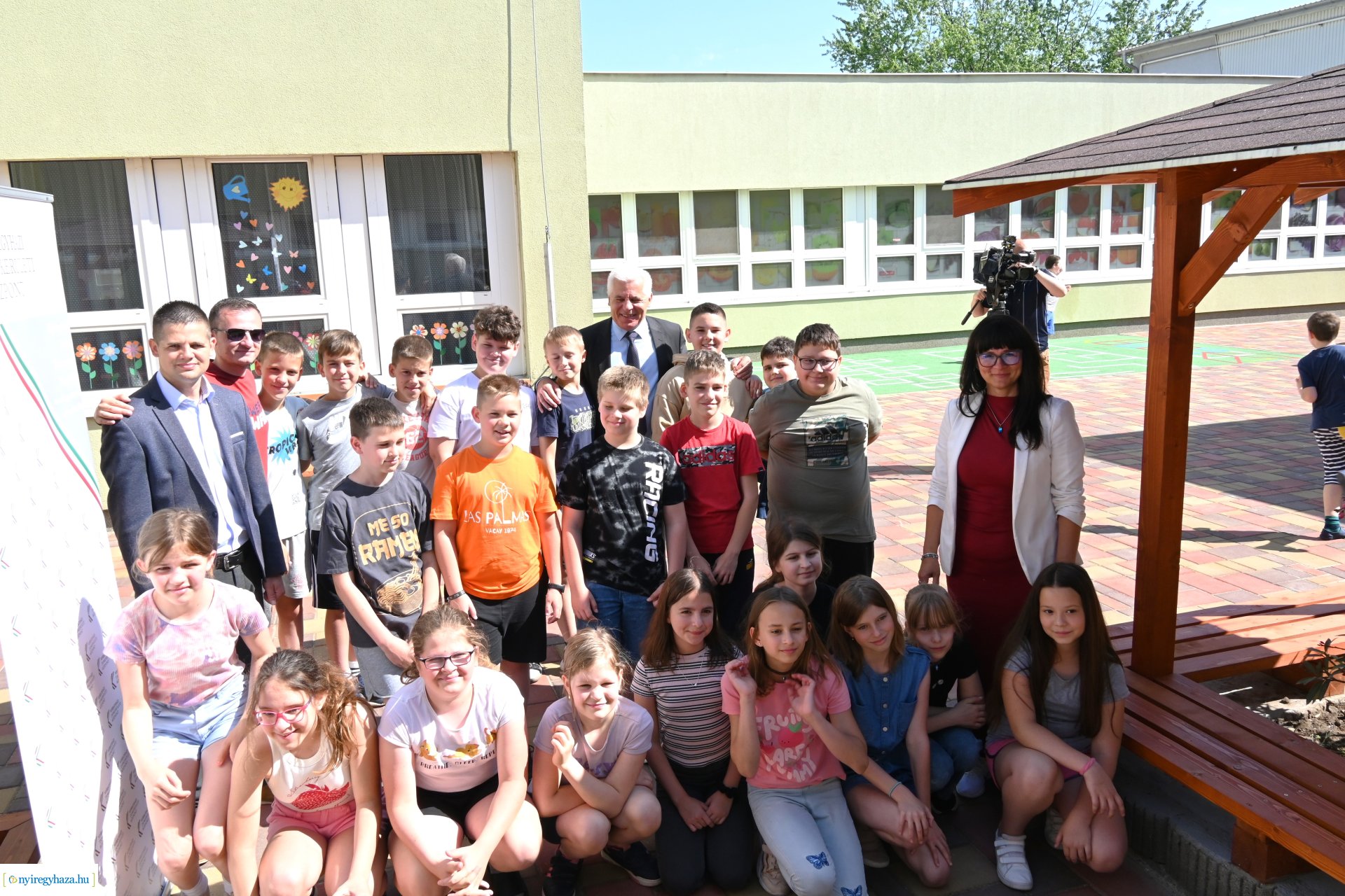 Belső udvar átadás a Kertvárosi Tagintézményben