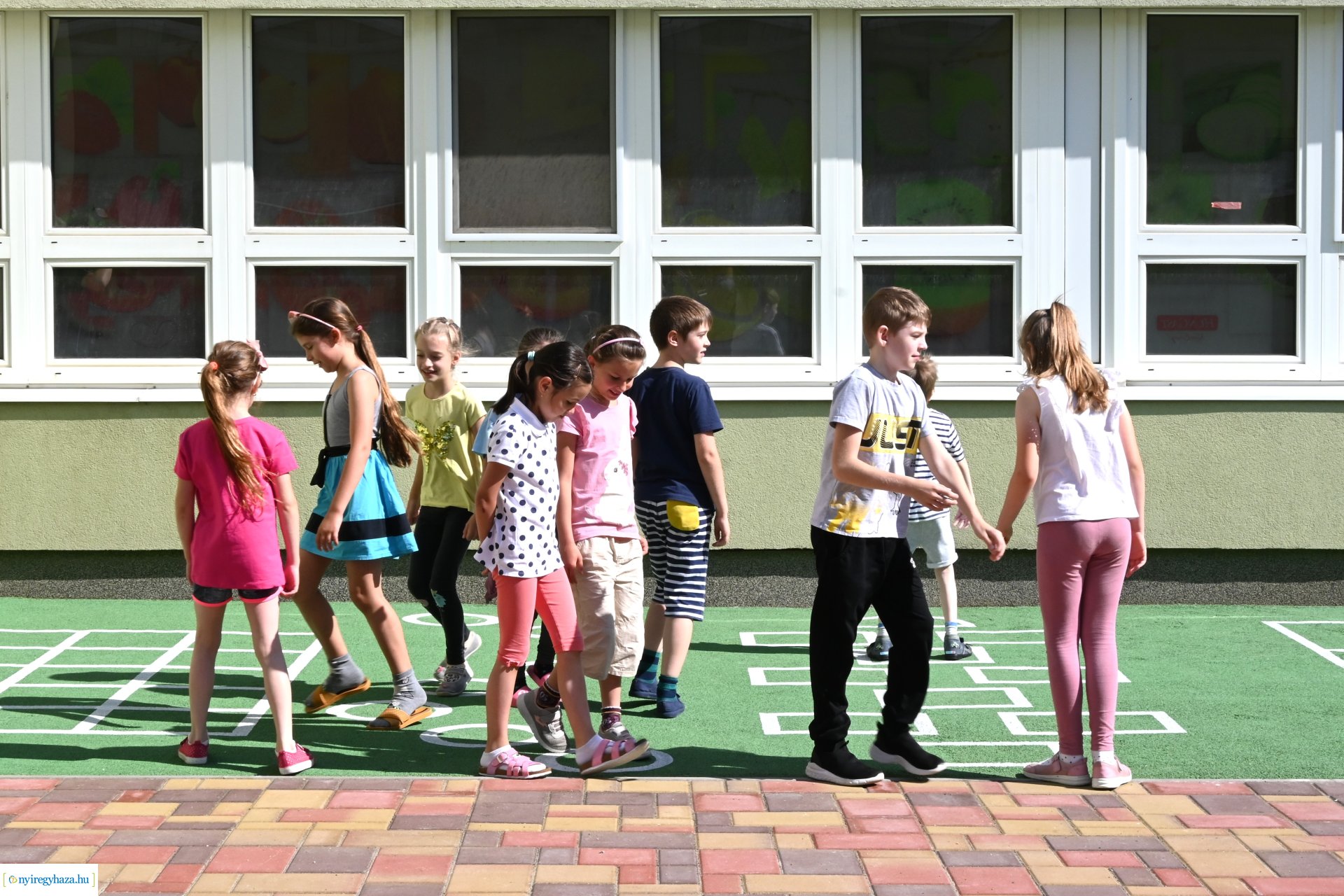 Belső udvar átadás a Kertvárosi Tagintézményben