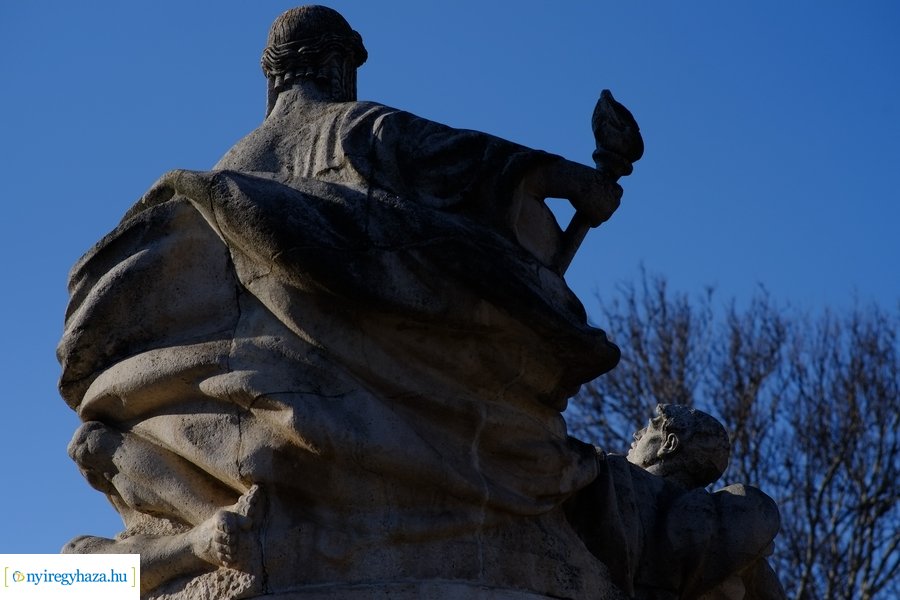 Belvárosi részletek 20230209