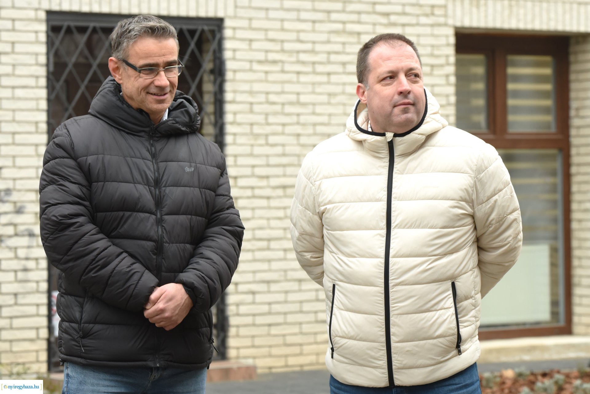 Bemutatták a megújult Szent Miklós teret az újságíróknak