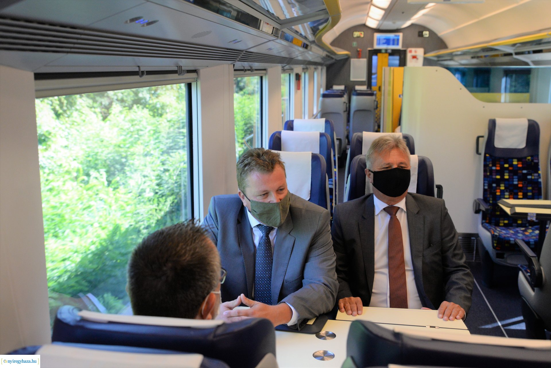 Bemutatták az új InterCity vonatot