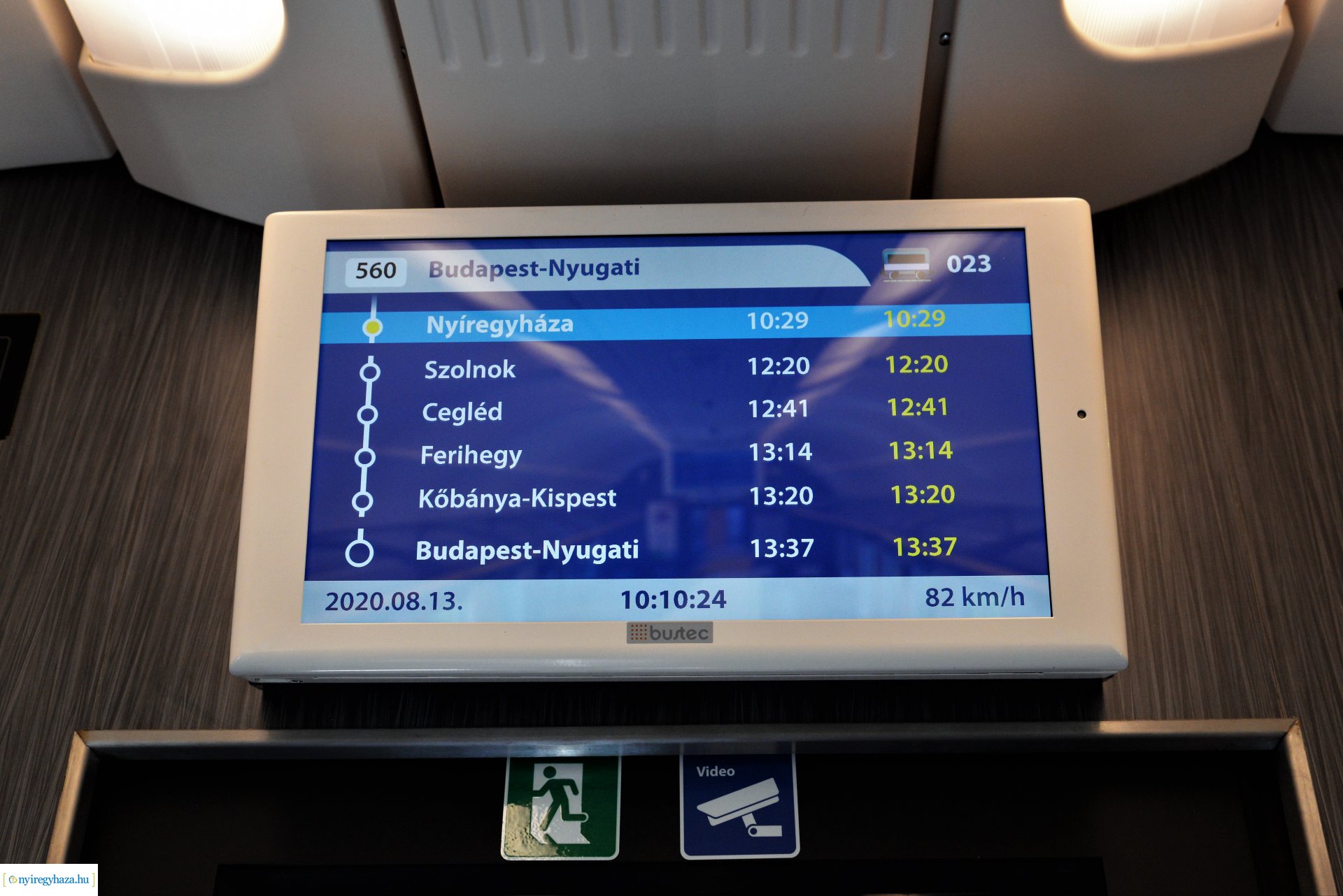 Bemutatták az új InterCity vonatot