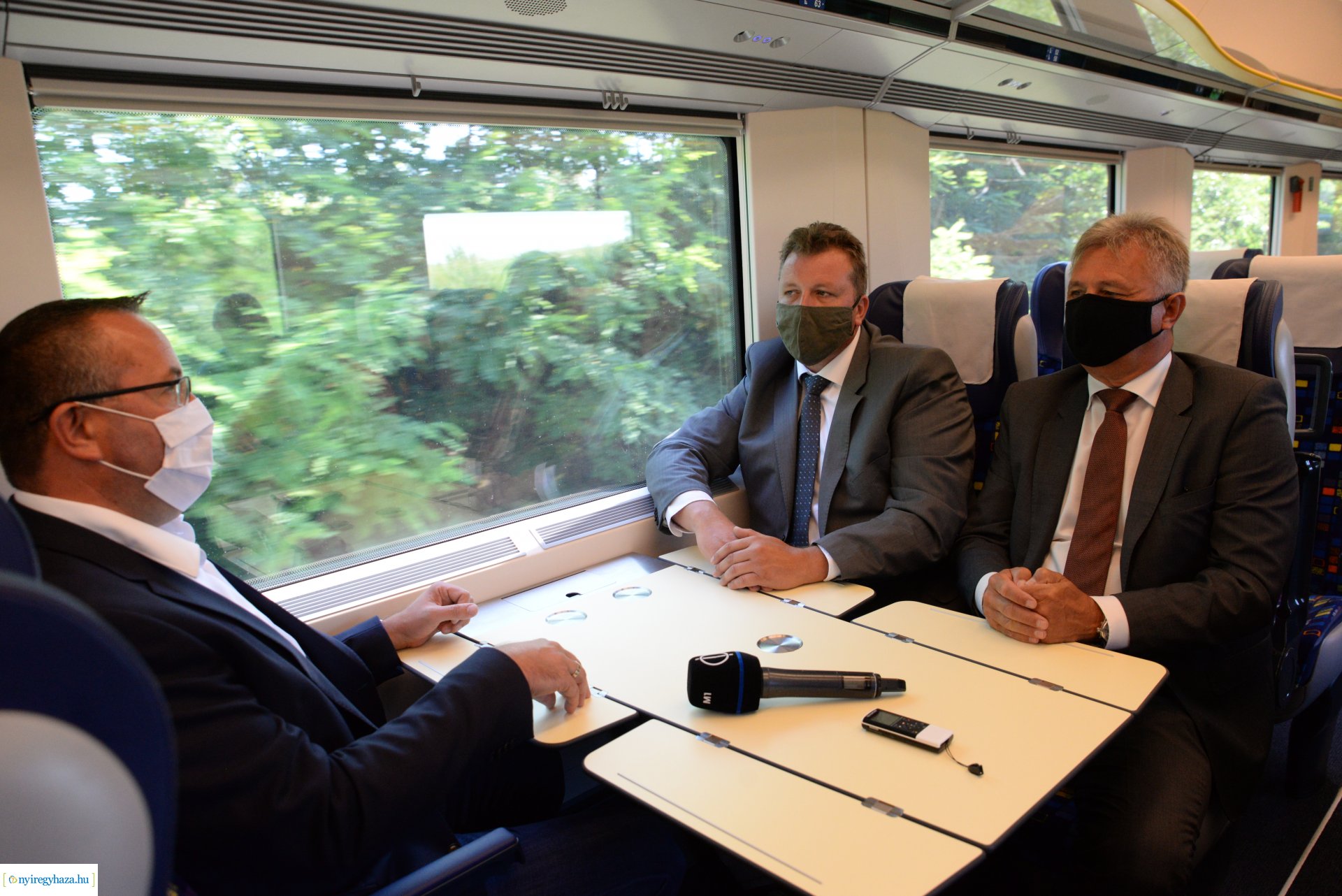 Bemutatták az új InterCity vonatot