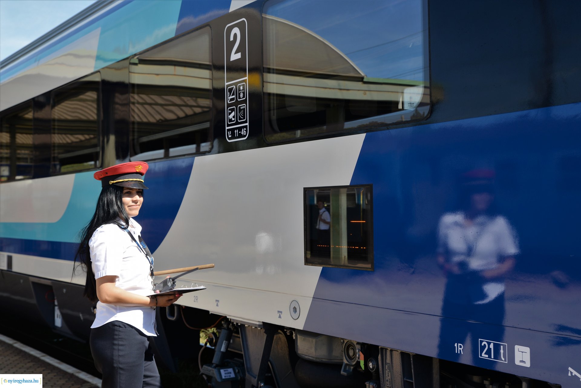 Bemutatták az új InterCity vonatot