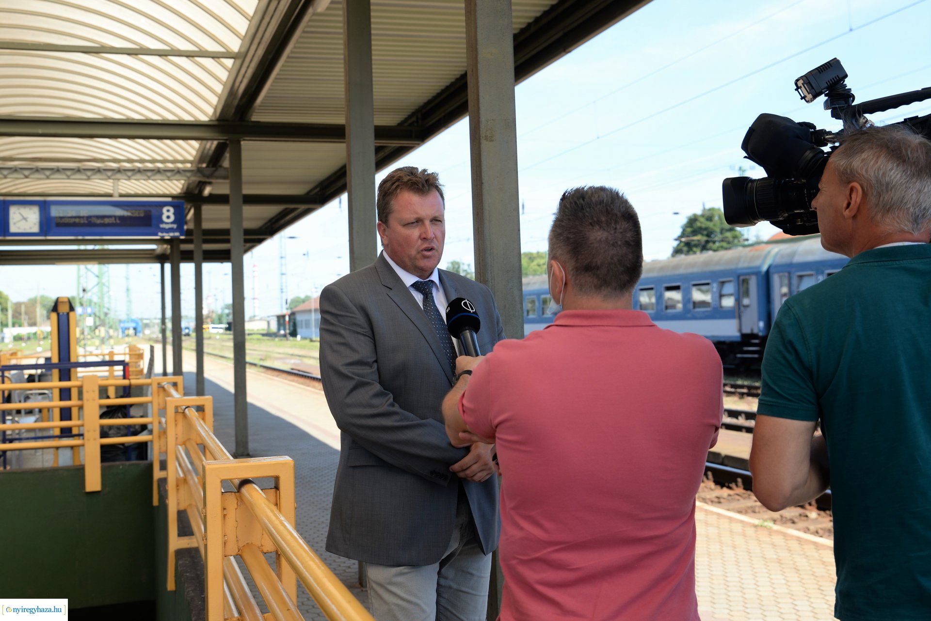 Bemutatták az új InterCity vonatot