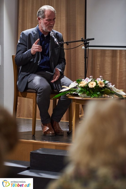 Bencs Esték - Gáspár Tibor