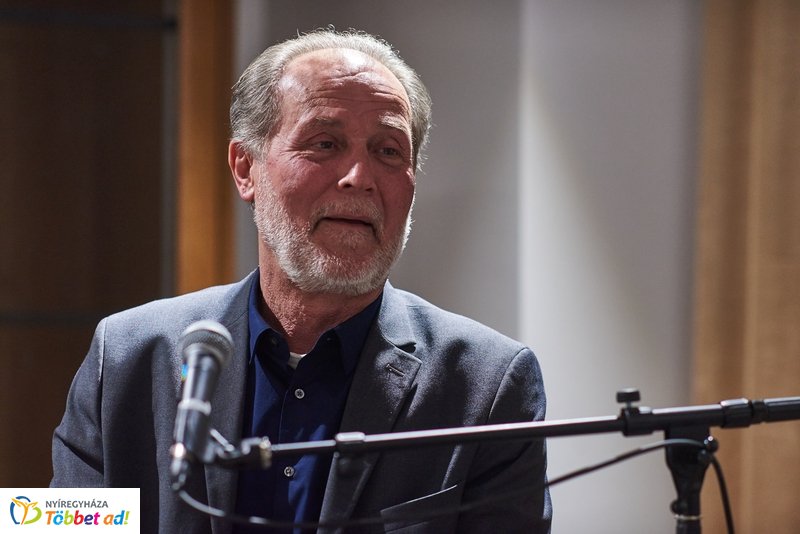 Bencs Esték - Gáspár Tibor