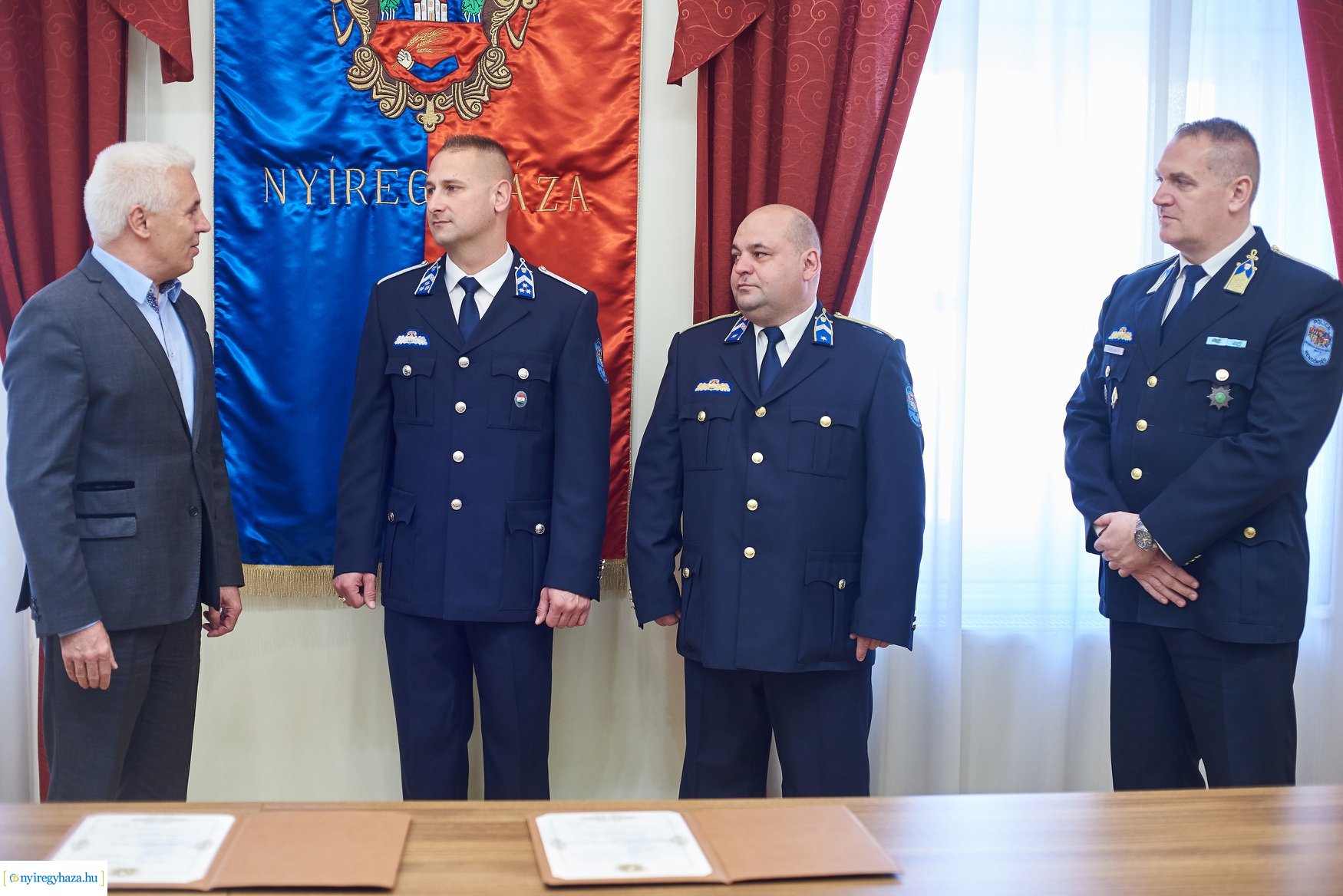 Bencs László emléklap