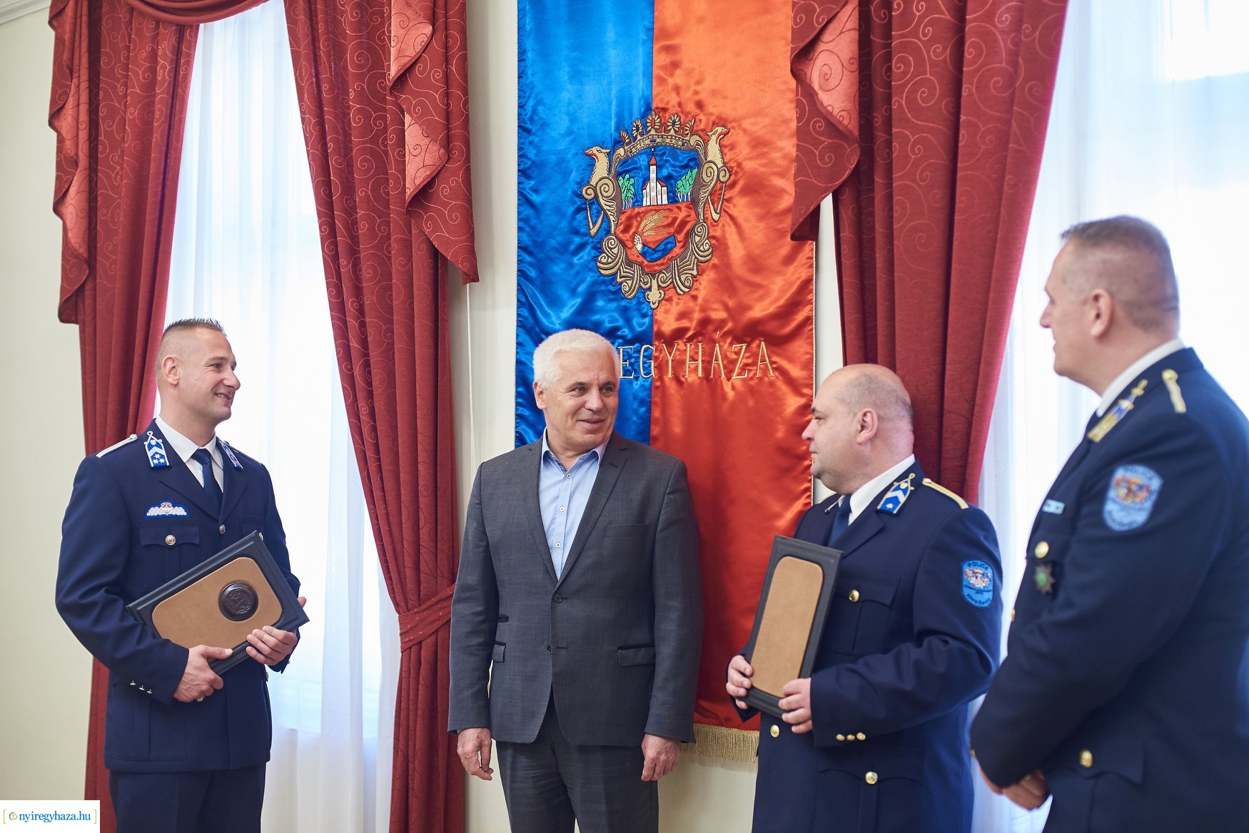 Bencs László emléklap