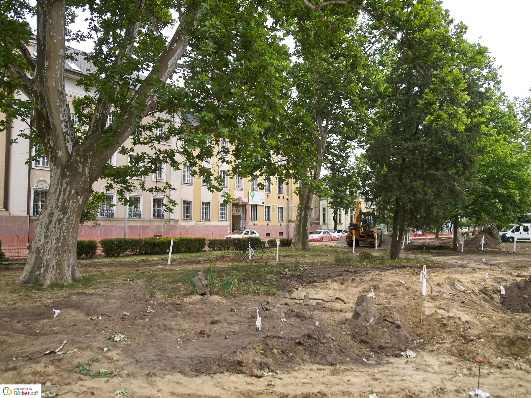 Benczúr-Bessenyi tér felújítása_2018.06.19.