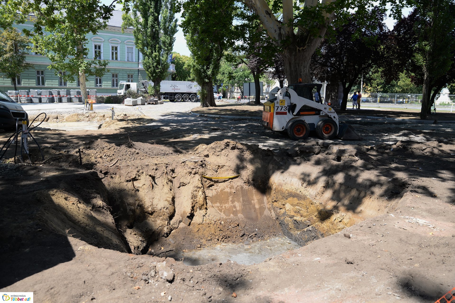 Benczúr-Bessenyi tér felújítása_2018.07.05.