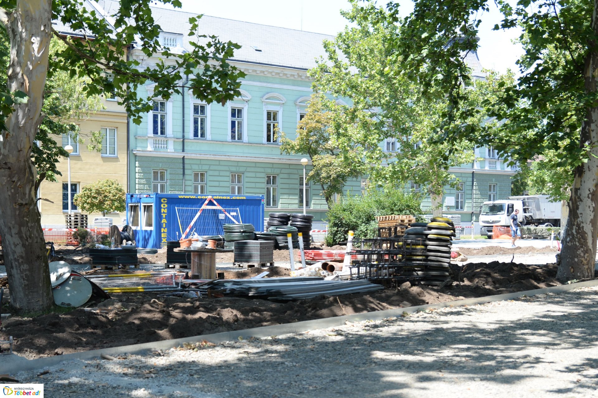 Benczúr-Bessenyi tér felújítása_2018.07.05.