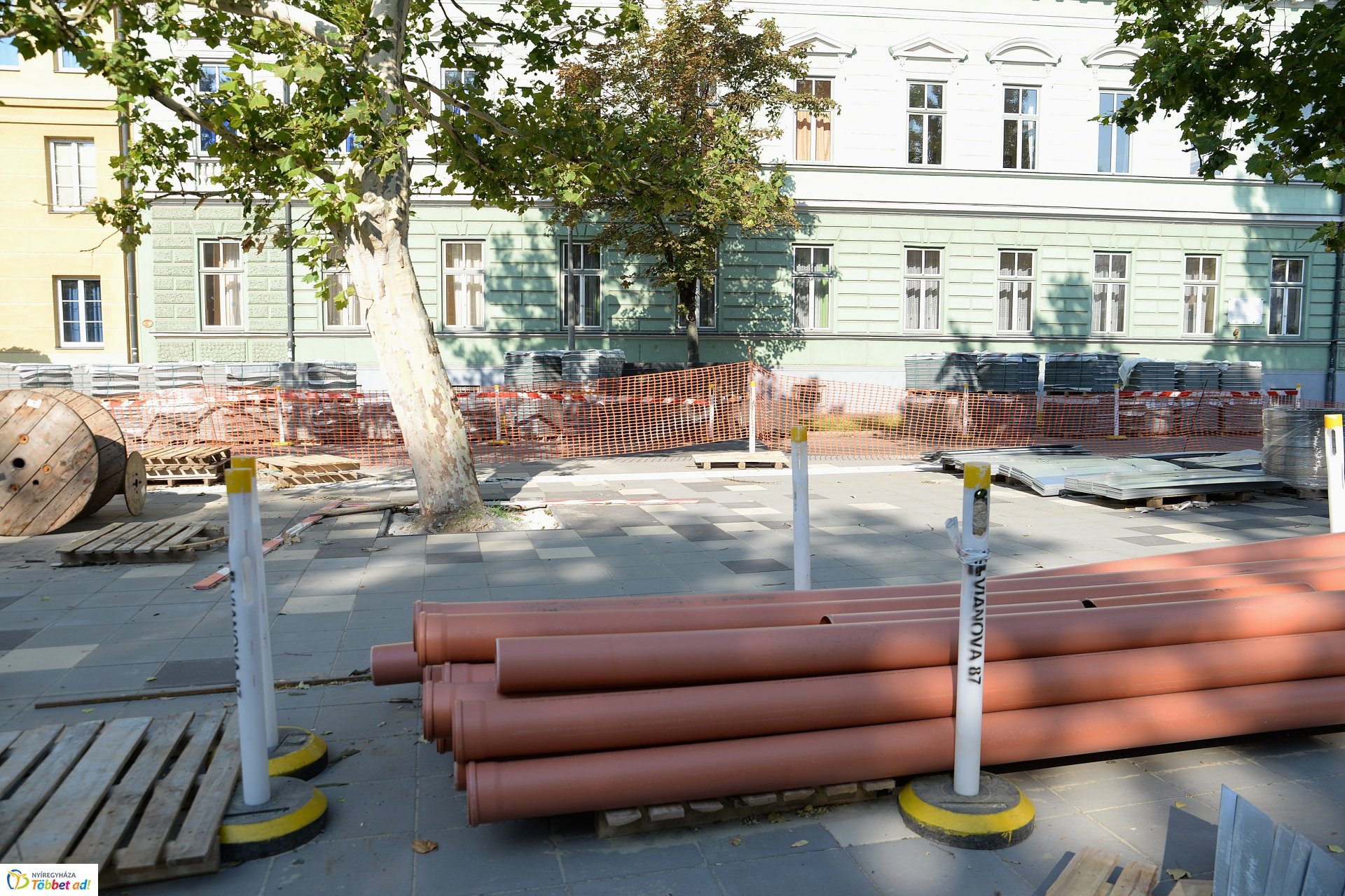 Benczúr-Bessenyi tér felújítása_2018.07.27.