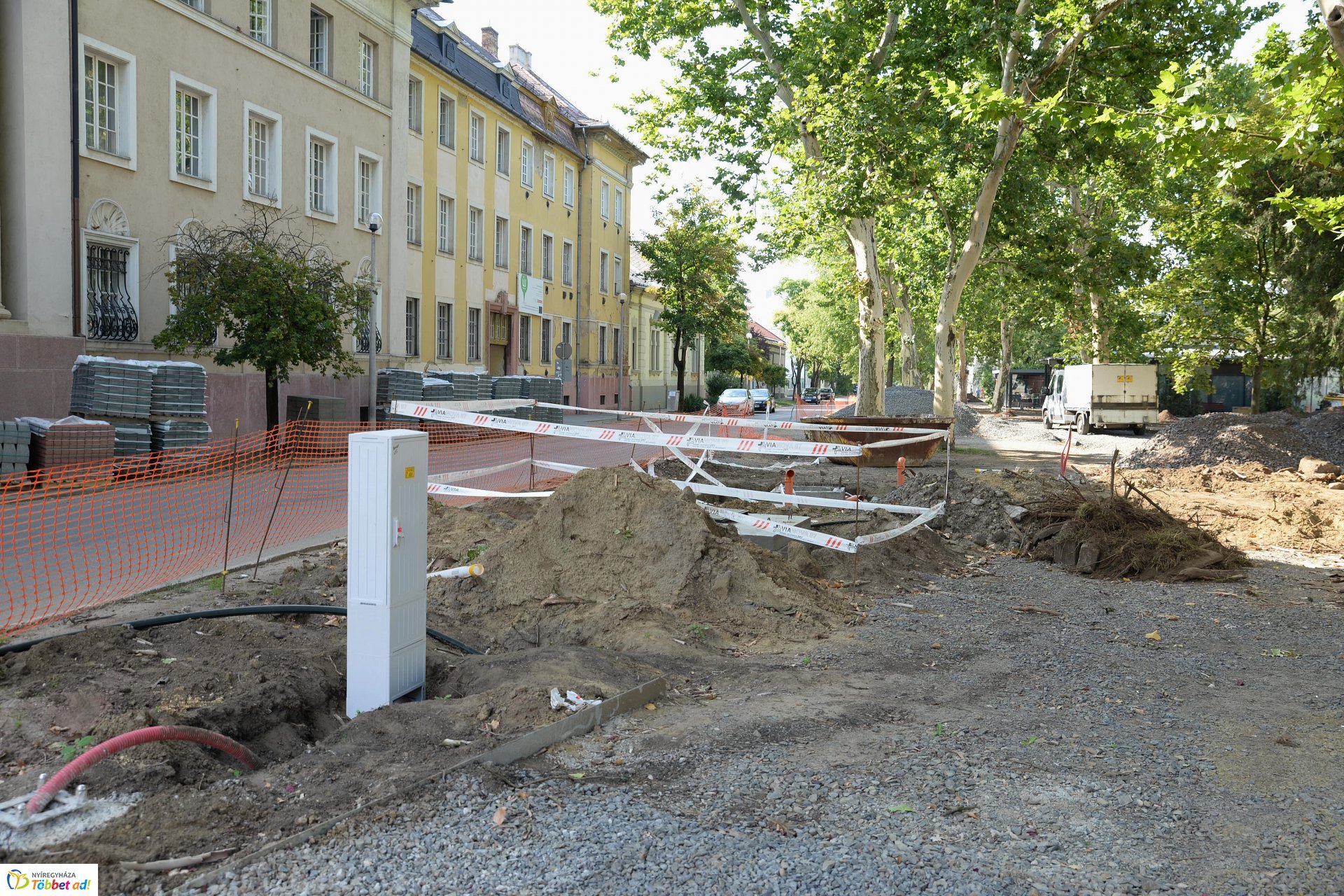 Benczúr-Bessenyi tér felújítása_2018.07.27.