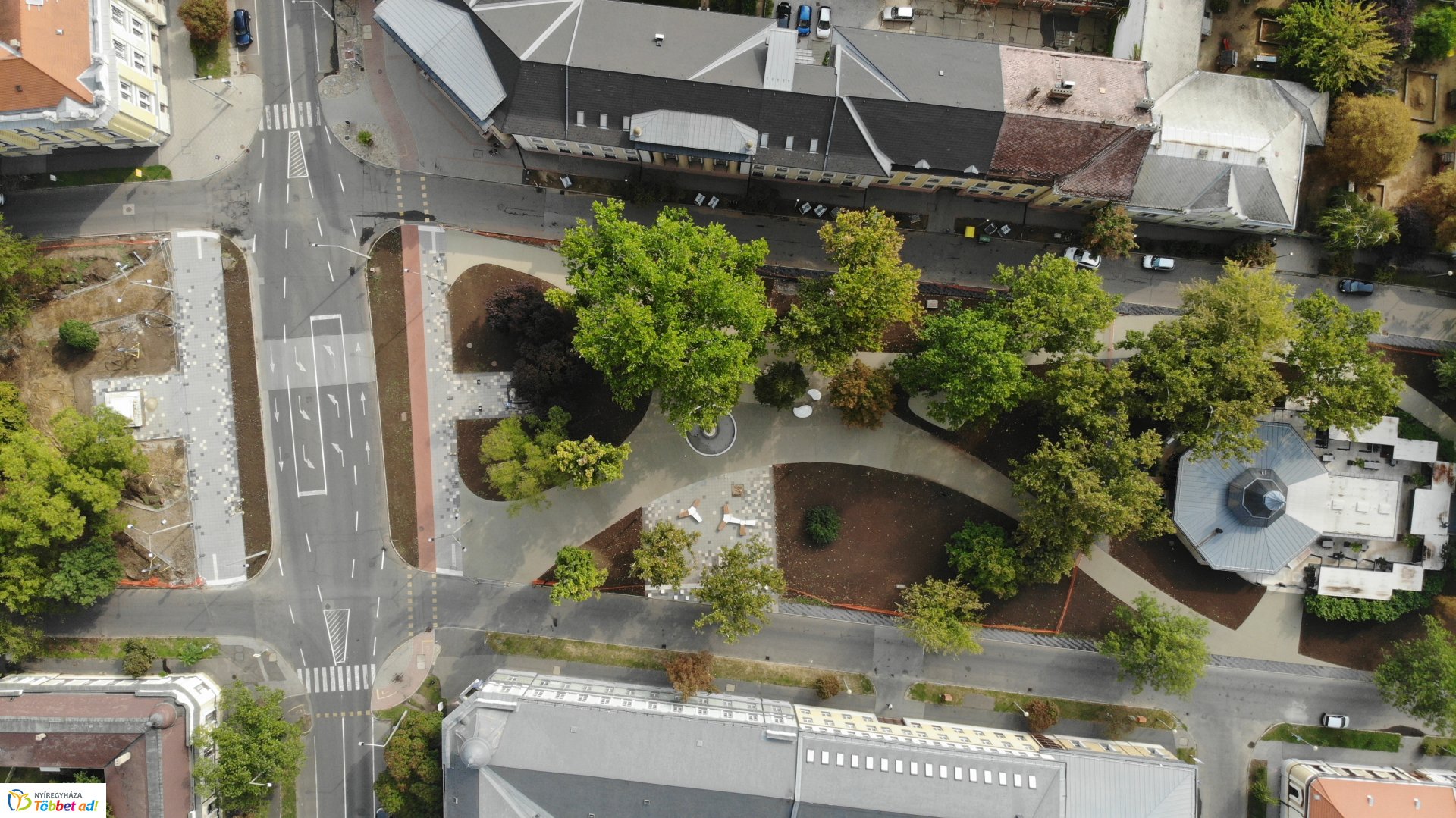 Benczúr-Bessenyi tér felújítása_2018.09.10.