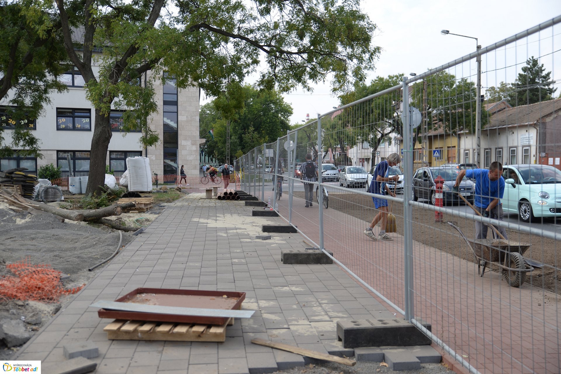 Benczúr-Bessenyi tér felújítása_2018.09.20.