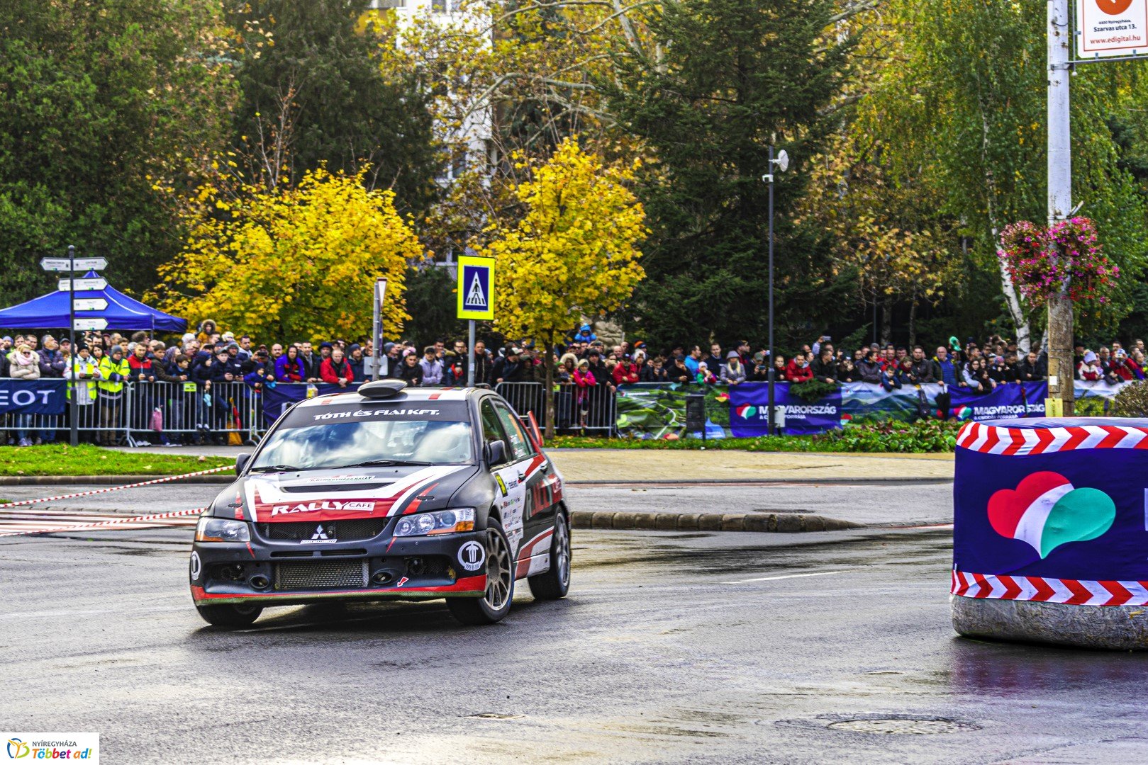 Benzingőz, gumicsikorgás... Ilyen volt a Nyíregyháza Rally EB