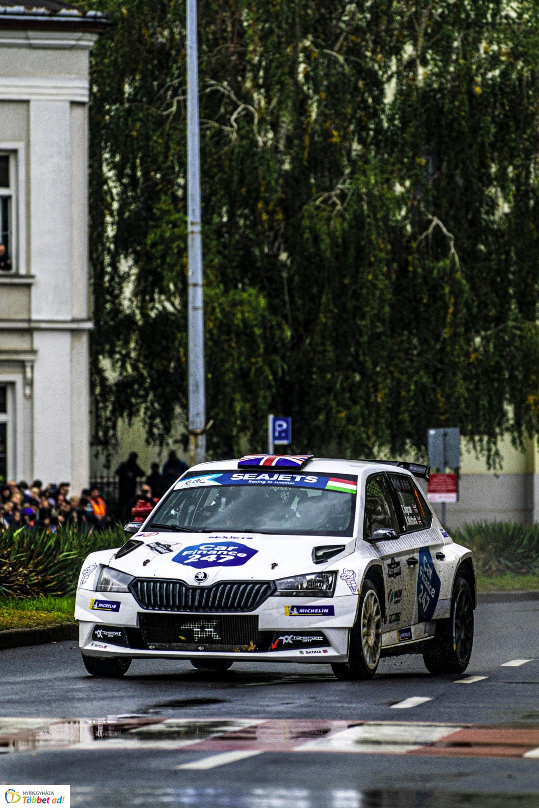 Benzingőz, gumicsikorgás... Ilyen volt a Nyíregyháza Rally EB