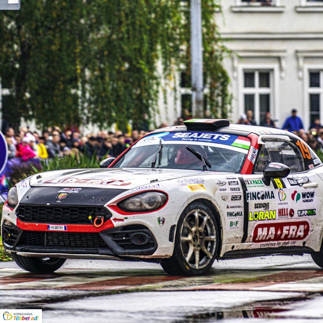 Benzingőz, gumicsikorgás... Ilyen volt a Nyíregyháza Rally EB